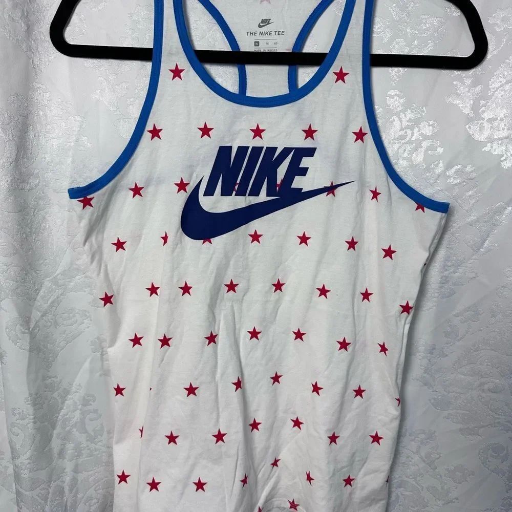 ⭐️Nike‎ White and Red Star Tank Top